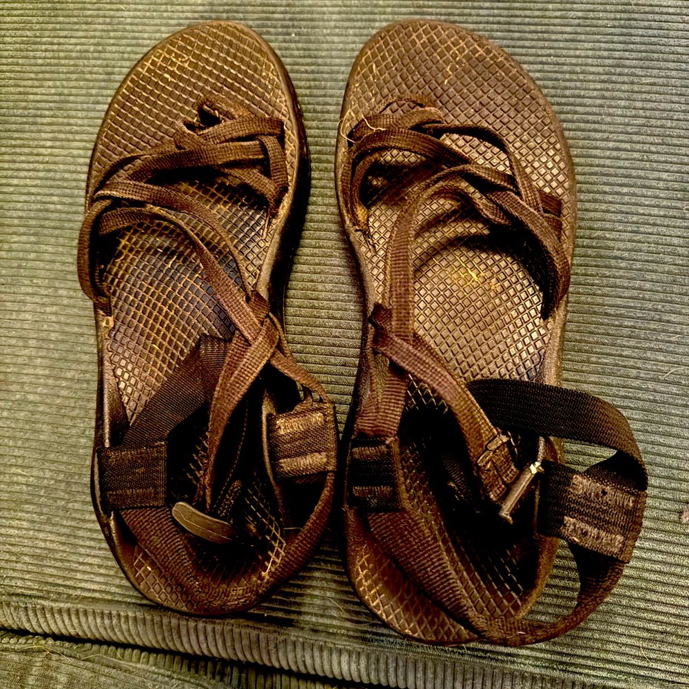 Black Chacos women’s size 8. Worn twice